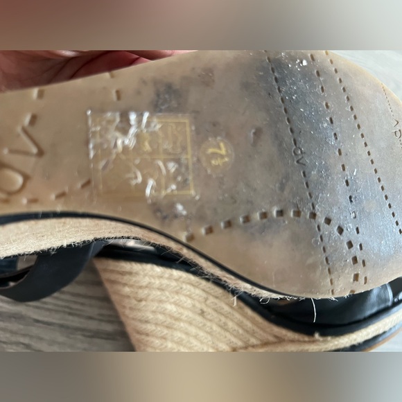 Black wedge heels - Picture 6 of 6